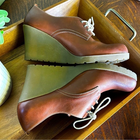 Doc Martens MiMi Wedged Heels British Tan Leather Oxfords | Size 11 - Picture 4 of 7